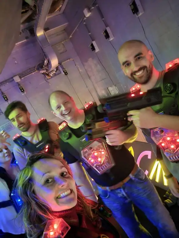 Teamuitje laser tag